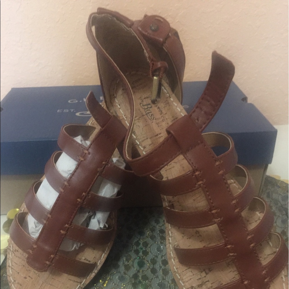 Bass Sandals